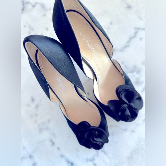 Enzo Angiolini Shoes - Elegant Enzo Angiolini satin heels